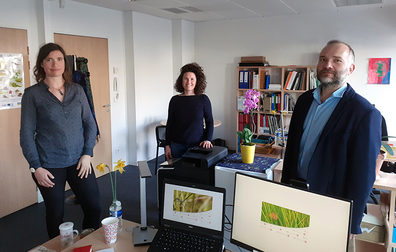 À l’occasion de l’inauguration du bureau de Pau, (de gauche à droite) Marie Voccia, cheffe de projet, Leticia Collado, gestionnaire d’espaces naturels et Jérôme Genin, directeur de l’agence Nouvelle-Aquitaine, étaient présents dans les locaux.