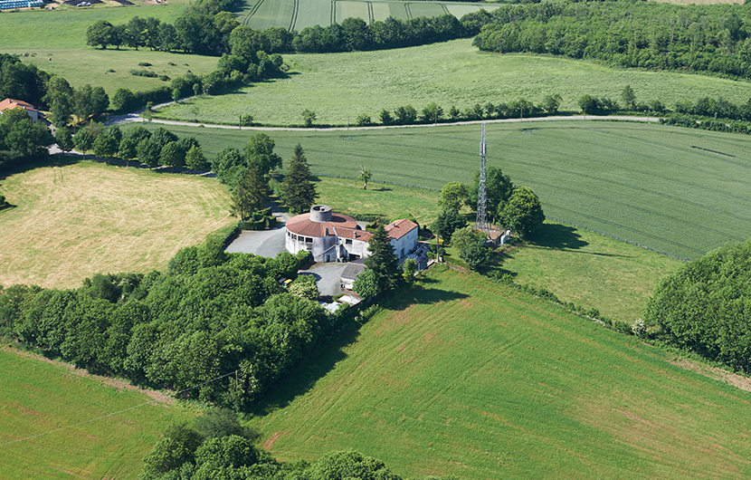 Bocage du Pays de Pouzauges, Vue aérienne GAEC Les Rocs, 2021 © Antoine Biteau