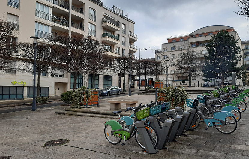 Place Tony de Graaff, avant travaux, 2023 © Meudon