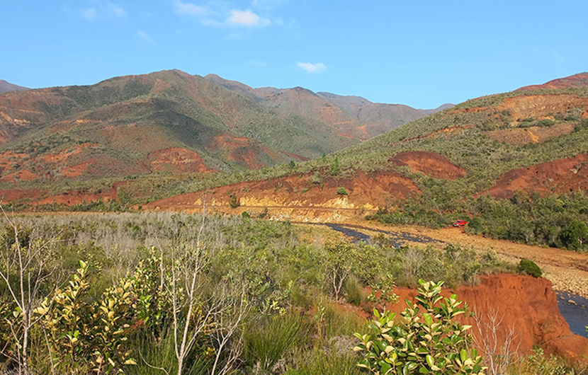 Vue d'ensemble - Vallée de la Coulée ©Conservation International