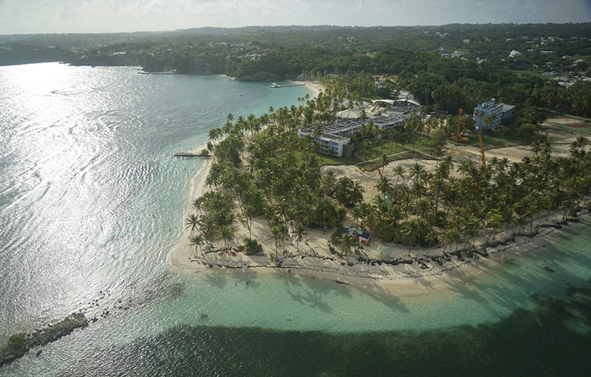 Mercredi 10 décembre a marqué le lancement d’un nouveau cycle du Groupe de Travail (GT) Adapt’Eco consacré au tourisme. Piloté par CDC Biodiversité dans le cadre de sa contribution de CDC Biodiversité au projet Life Intégré ARTISAN, le GT Adapt’Eco s’adresse aux acteurs économiques et a pour objectif de promouvoir les Solutions fondées sur la Nature.